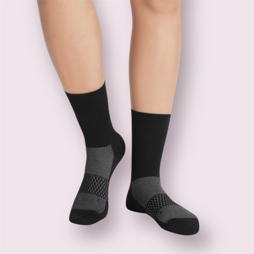 Bombas Black Socks. Medium. Women’s. NWT! New! 2 pairs of socks! BOGO!